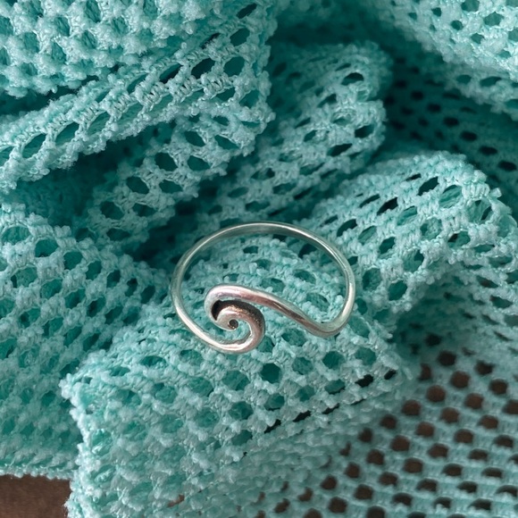 Crashing wave ring from Hawaii - Sterling - Picture 3 of 4